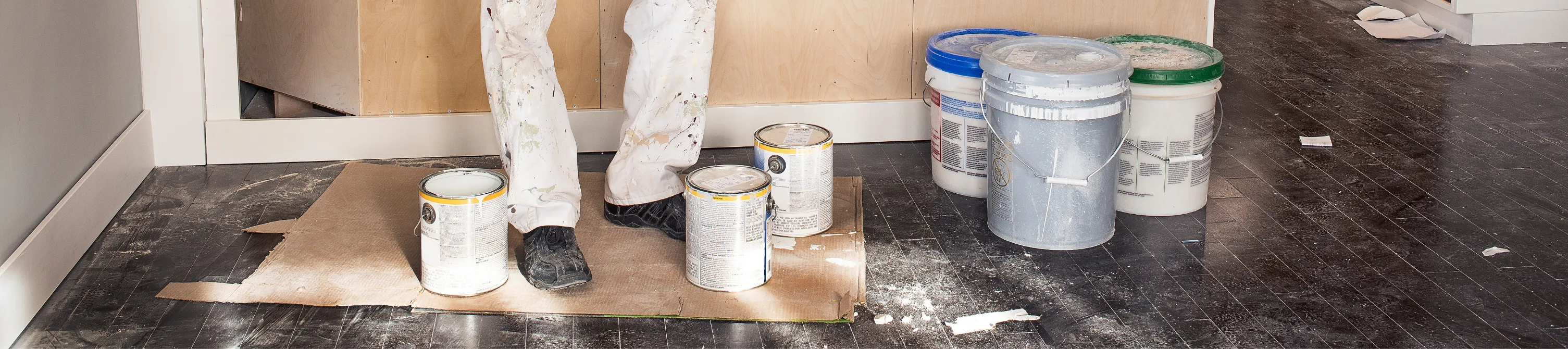 Kitchen remodeling in Los Angeles with custom cabinets, island upgrades, lighting, countertops, and premium finishes